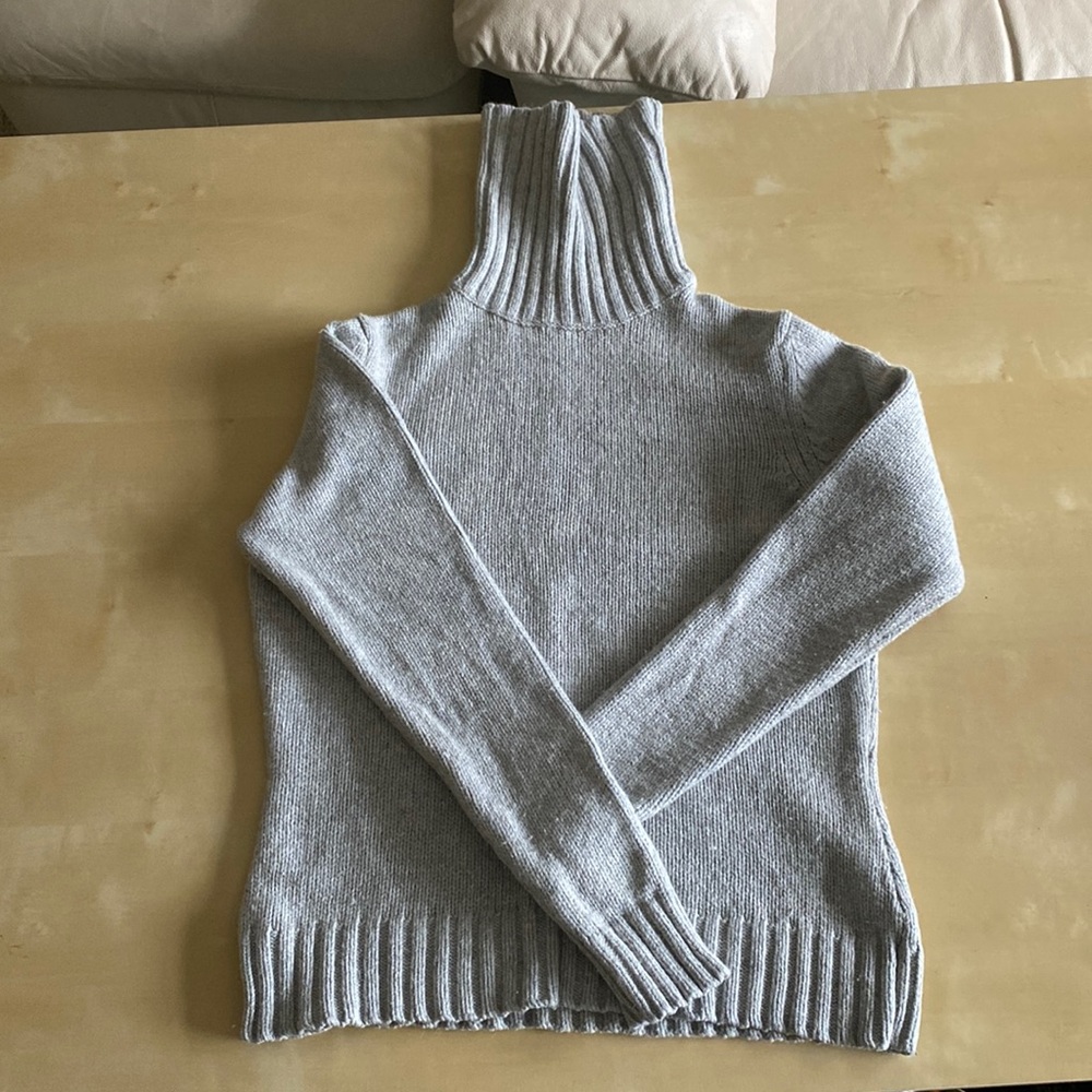 Gap wool blend turtleneck sweater size small